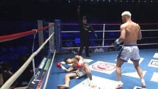 開始15秒で“一撃”KO 捻じれて倒れる衝撃決着に「思い切り入った」識者も驚嘆