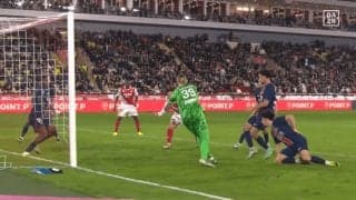 そこは決めてくれ…！南野拓実、GKの目前で痛恨過ぎる決定機逸に苦い顔「お互いにいっぱいいっぱい」「やれることはやった」