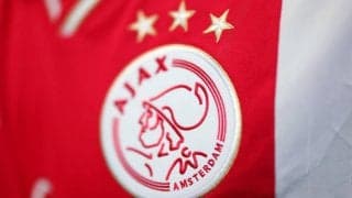 「今すぐ契約するべき」名門アヤックスに新たな才能出現？ 下部組織の11歳が大観衆の前で2000回超えリフティング「もう少し続けることもできたが…」