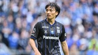 「まさかの仲良しinハワイ」J1G大阪DF中谷進之介のバカンス先での“押し出し相手”との肩組みツーショットに反響！「この1枚にJリーグの良さが詰まってる」の声