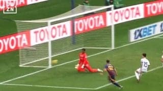 「悪夢の５失点」でも…鈴木彩艶、“胸ブロック”で超至近距離弾をビッグセーブ！「冷静だ」「ナイス判断」“成長の跡”を現地メディア＆ファンが称賛