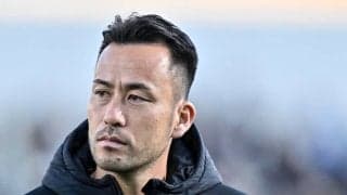 「もう海外の人なんやて」LAギャラクシー吉田麻也の仲間の笑いを誘う英語スピーチに反響！「天性のキャプテンシーの持ち主」「麻也すばらし」など称賛の声