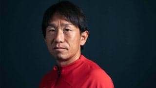 浦和・宇賀神友弥が引退を決意した瞬間「他人のプレーを心の底から喜んでいる自分がいた」