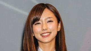 「可愛い」「素敵な家族写真」女優・真野恵里菜と鹿島MF柴崎岳との「サンタ＆トナカイになりきり幸せ夫婦ショット」がかわいすぎる！「可愛いすぎ」と2万5千いいねの大反響