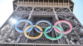 「めっちゃ似合ってる　かわいい」パリ五輪女子金メダリストの地元J1札幌特別ユニフォーム姿に賛辞続々！「超大型補強きたーーー！」「ロングスローでサイドチェンジできそう」などの声