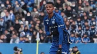 町田が大卒ルーキーで日本代表にも呼ばれたDF望月ヘンリー海輝と契約更新