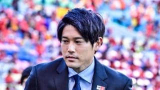 「エモエモのエモ！」欧州CL公式が14シーズン前の“内田篤人vs 長友佑都”の日本人SB対峙ショット公開！「いい画だなぁ〜」「楽しかったなこの頃」とファンから再脚光