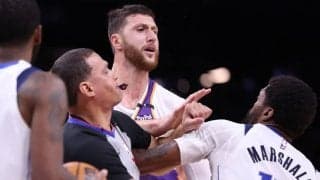 マブスとサンズの一戦で乱闘に発展…NBAが3選手へ無給の出場停止処分を科す