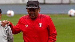 ペルー代表のレジェンド、ウーゴ・ソティル氏が75歳で逝去…かつて在籍のバルセロナが追悼