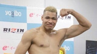 【RIZIN】「人生で一番気持ちいい」身長204センチのBDエドポロキング、1R鮮烈KOデビューで笑顔　経験を積んだら「UFCに行きたい」