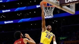 レブロンの復帰戦をレイカーズは勝利で飾れず…八村は先発出場するも7得点に終わる