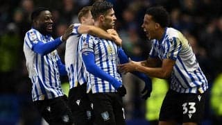 英2部で元日に生まれたスーパーゴール！　自陣から圧巻のロングシュート弾