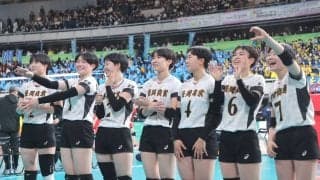 春高バレー　女子・長岡商、早朝練習の成果？　粘りの守備からマルチアタックで初戦突破