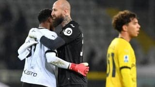 鈴木彩艶がビッグセーブ3度、パルマが敵地でトリノにゴールレスドロー【セリエA】