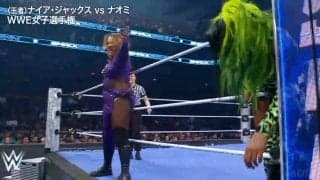 「えげつない攻撃」100kg超え“超重量級”女子レスラーが衝撃のヒップアタック…“豪快かつ狡猾”一撃にファン騒然「頭が潰れる」