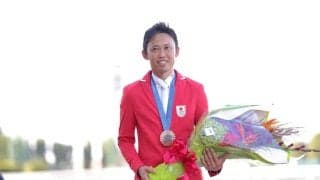 パリ五輪「銅」を獲得した初老ジャパンがJRA賞馬事文化賞を受賞