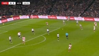 アレはなんだ…？ Jリーグファンをざわつかせる“噂の男”が「スゴすぎる」 ジョルジーニョ、守備を引き裂く20メートル“精密ロングスルーパス”炸裂の瞬間