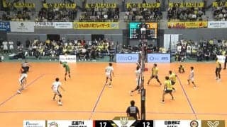 このレシーブはエグすぎる… リベロが魅せた\"超美技\"に驚愕 「これが高木だ」強烈スパイクを腕も使わずに見事なトス