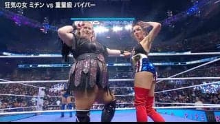 「鈍い音した」100kg超“可愛い怪獣”女子レスラーの猛烈プレスで悶絶…全体重が乗り切った衝撃ワザに会場騒然「内臓潰れる」