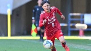 【高校サッカー展望】東福岡vs前橋育英、流通経済大柏vs東海大相模--激戦を制してファイナルへ進むのは？