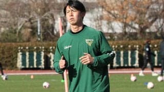 「ピッチの中で一番存在感あるぐらいの選手にならないといけない」磐田から覚悟を持って移籍の東京V・鈴木海音の決意