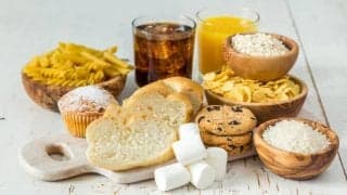 炭水化物・糖質・糖類の違いは？糖類ゼロでも糖質を含む理由も解説