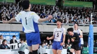 春高バレー男子は3連覇狙う駿台学園と4大会ぶり頂点目指す東福岡で決勝