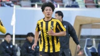 「最初はただの打撲かなと…」ロングスローで初出場・東海大相模のチャンスを作り続けたDF佐藤碧、無念の負傷交代も「しっかり信じて見守っていました」