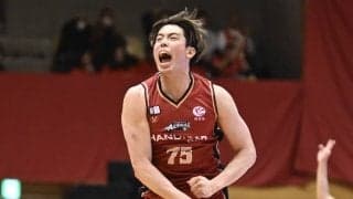 越谷アルファーズが千葉ジェッツに劇的な初勝利を飾る…井上宗一郎の逆転3Pで延長戦制す