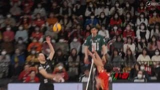 全員がダマされた？ 男子バレー、\"衝撃“フェイントからのスパイクにアリーナ騒然「素晴らしい咄嗟の判断」