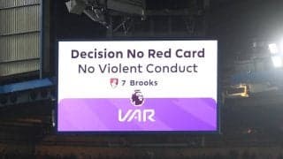 プレミア史上初のVAR却下…チェルシーDFへの暴力疑いにVARがレッド判断も主審は映像チェック後にイエロー判定