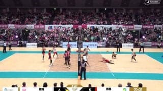 女子バレーでリベロが完全にハメられた…魔術師あらわる？！ 華麗なるフェイントで相手を翻弄