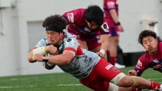 力強く、ひたむきに。背中でリードするディフェンスリーダー