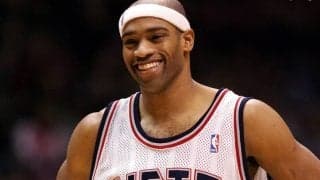 カーターの永久欠番セレモニーをエンパイア・ステートビルも祝福