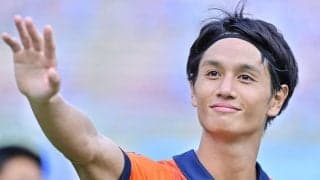 ｢絵になりますな〜｣J1清水DFリーダーと｢元AKB48メンバー妻｣、ミッキー帽子の夫婦ショットに｢お二人とも可愛い｣の声！