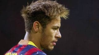 スランプ状態のどん底にいたネイマールを救ったメッシの“金言”　天才が忘れぬバルセロナでの涙「僕は心底動揺していた」