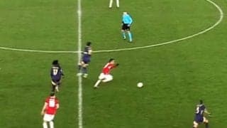 現地実況が熱狂！ 日本代表SBが“３人ぶっちぎり突破”で65m縦断「華麗」「うまい」ローマ翻弄で独壇場だった一部始終