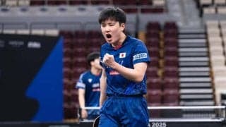 張本智和、世界43位の田中佑汰を寄せつけず貫録ストレート勝ち　妹・美和もベスト4進出で史上初の快挙も視界【全日本選手権2025】