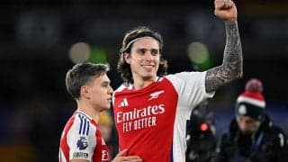 アーセナルが競り勝って2戦ぶり白星！　ルイス＝スケリー前半退場も数的同数の後半にカラフィオーリが値千金の復帰弾【プレミアリーグ】