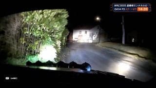 「あれでリタイヤ？」日本人ラリードライバーが“暗闇＆凍結路面で”衝突クラッシュ 痛恨の瞬間にファン落胆「運が無い」