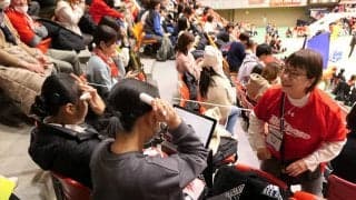 聴覚障がいを越えて届ける応援「リズムが分かりやすかった」Wリーグ・富士通がツール用いた取り組み