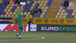 DFは何やってんだ！ 小久保玲央ブライアン、“一瞬の好判断”でピンチを防いだ瞬間 「いい飛び出し」称賛の声