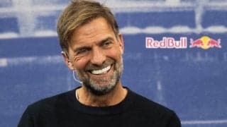 RB大宮も訪問予定のクロップ氏、ブラジルのレッドブル傘下クラブを視察…ファンとの写真撮影に応じるなど終始上機嫌