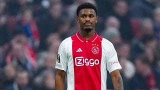 アンフィールドで目撃された18歳のオランダの逸材、リバプール移籍の噂に言及「今はアヤックスに残ることが最善」