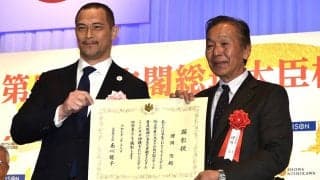 日本人初のダカールラリー連覇を達成した三菱の増岡浩がスポーツ功労者顕彰を受彰