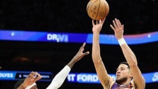 サンズのデビン・ブッカーが通算得点で球団史上トップまで91得点に迫る