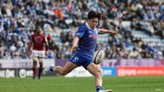 キックを6本失敗しても「今回はやってやる」。注目は“10番”のパフォーマンス