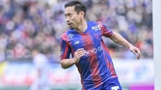 「なんかぎこちないけど可愛い」FC東京の日本代表DF長友佑都が華麗な足技“ブラボーシザース”披露！「元気やなぁ」「長友おじさんはどうしても嫌いになれない」の声