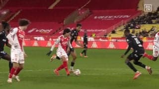 嘘だろ？南野拓実“今季ベスト級”ゴールが幻に「完璧だったのに」超絶連携からのダイレクトシュート炸裂も味方のファウルで取り消しに