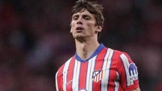 浅野拓磨を倒して“累積5枚目”…アトレティコがレアルとの勝ち点1差首位攻防戦で主軸センターバックを欠くことに